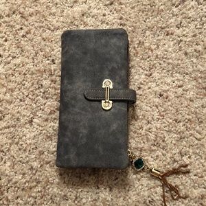 Charming Charlie’s wallet